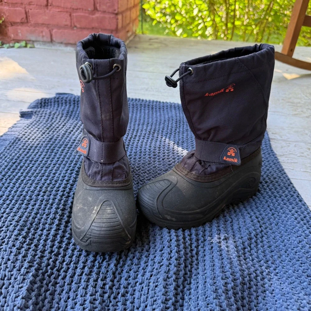 Kamik Snowbound Kids Black Winter Rain Snow Boots Size 2 Waterproof NK6636